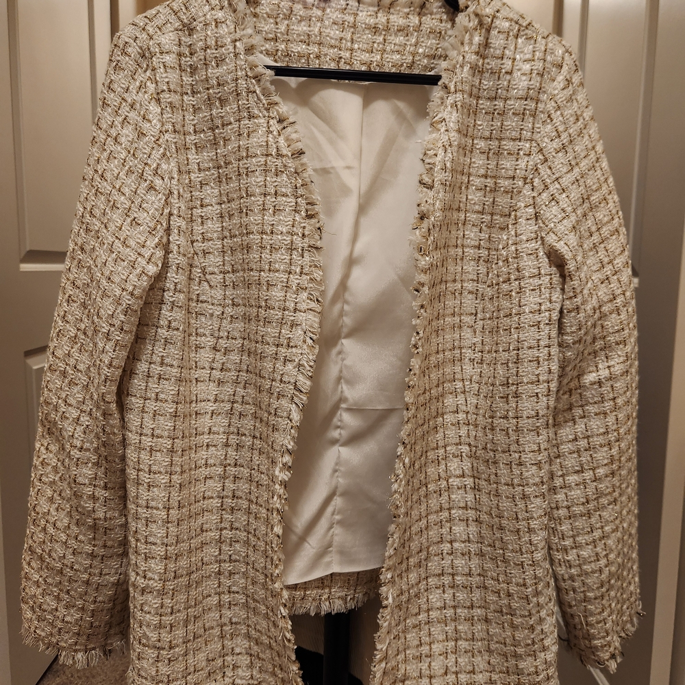Chic Cream Tweed Jacket